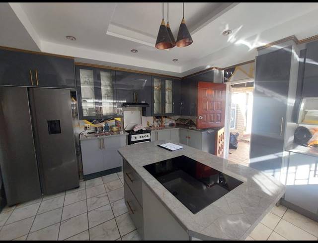 4 BEDROOM HOUSE FOR SALE IN MOHLAKENG